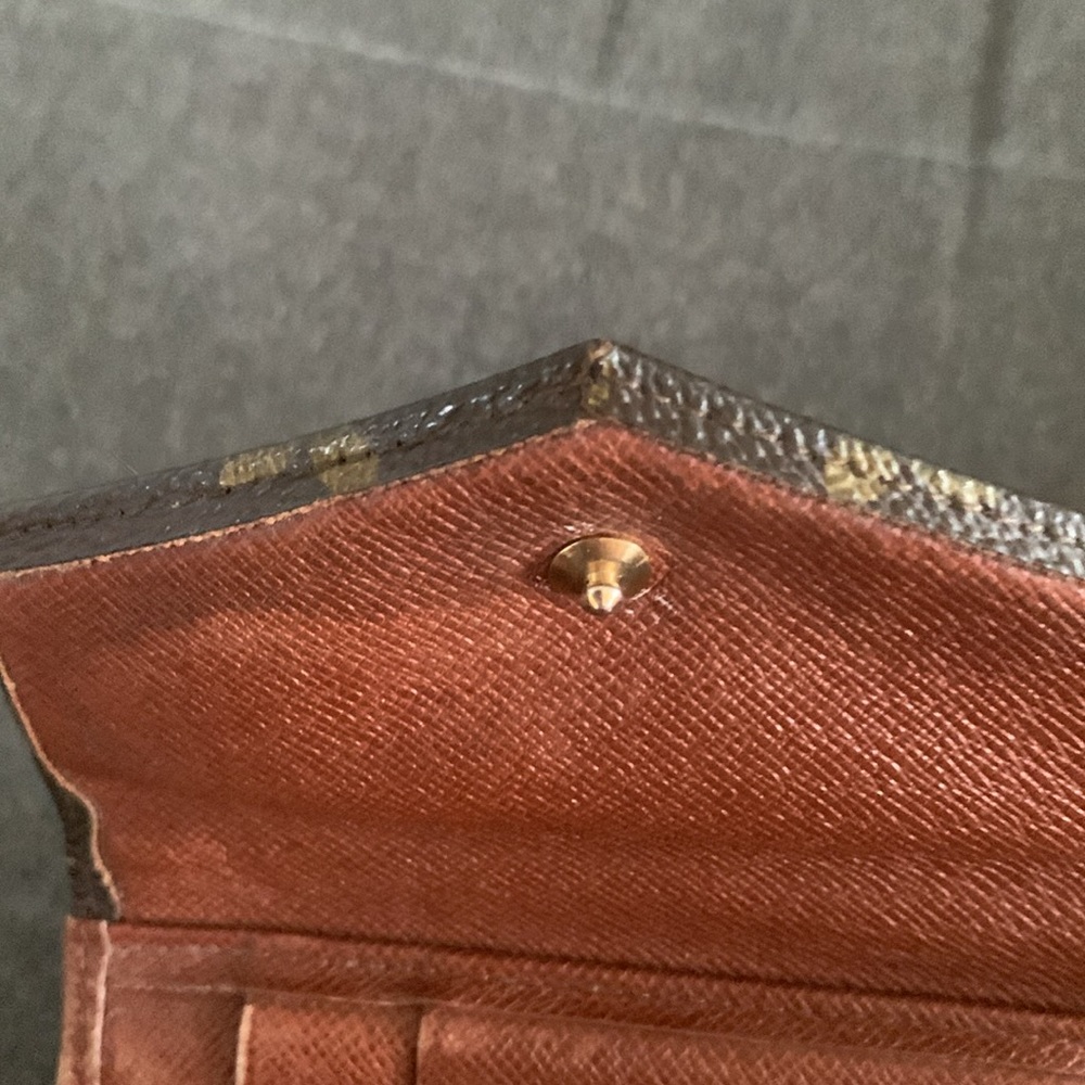 Vintage Louis Vuitton Mono Dual Snap Wallet - Picture 13 of 16